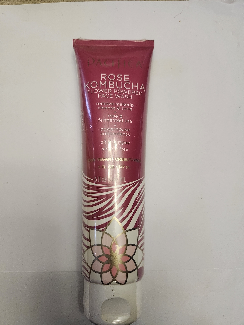 Pacifica Rose Kombucha Flower Powered Face Wash - New